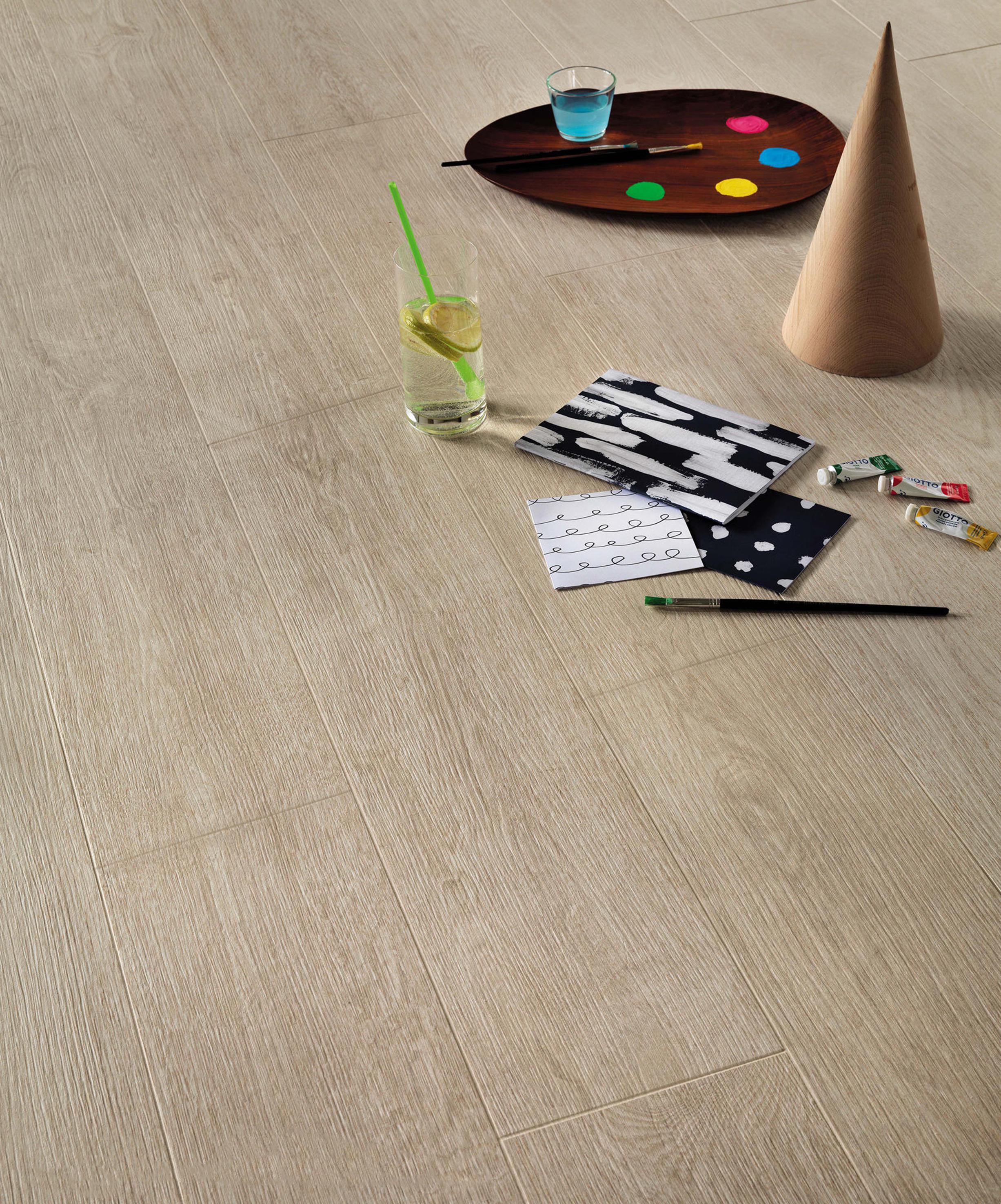 NATURAL OAK WO02A031692